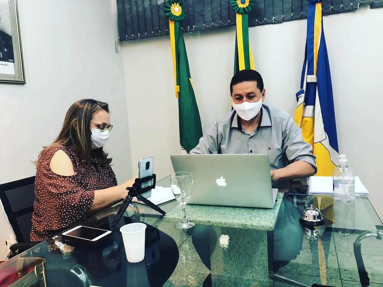 Prefeito de Juazeiro do Norte, Gledson Bezerra, em reunião sobre lockdown no Cariri