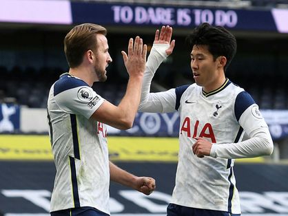 Harry Kane e Heung-Min Son pelo Tottenham Hotspur