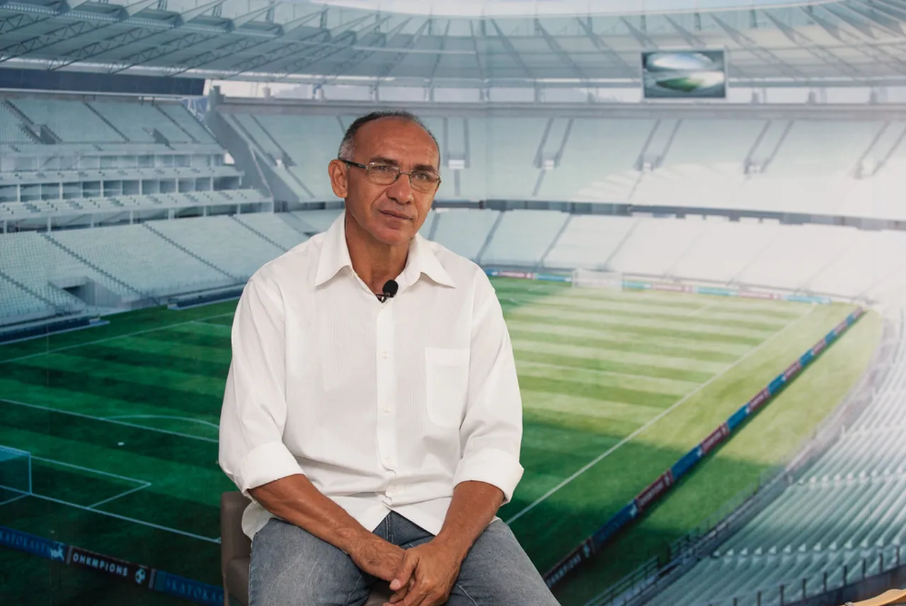 Mirandinha foi gestor do Castelão de 2011 a 2015, trabalhou em escolinhas no Norte do país e dirigente em São Paulo, e agora quer voltar a ser treinador no futebol cearense