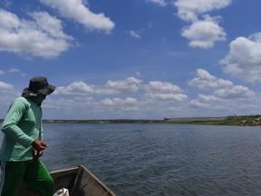 Os pescadores de Jaguaribara já festejam a chegada das águas do Velho Chico São Francisco Ceará