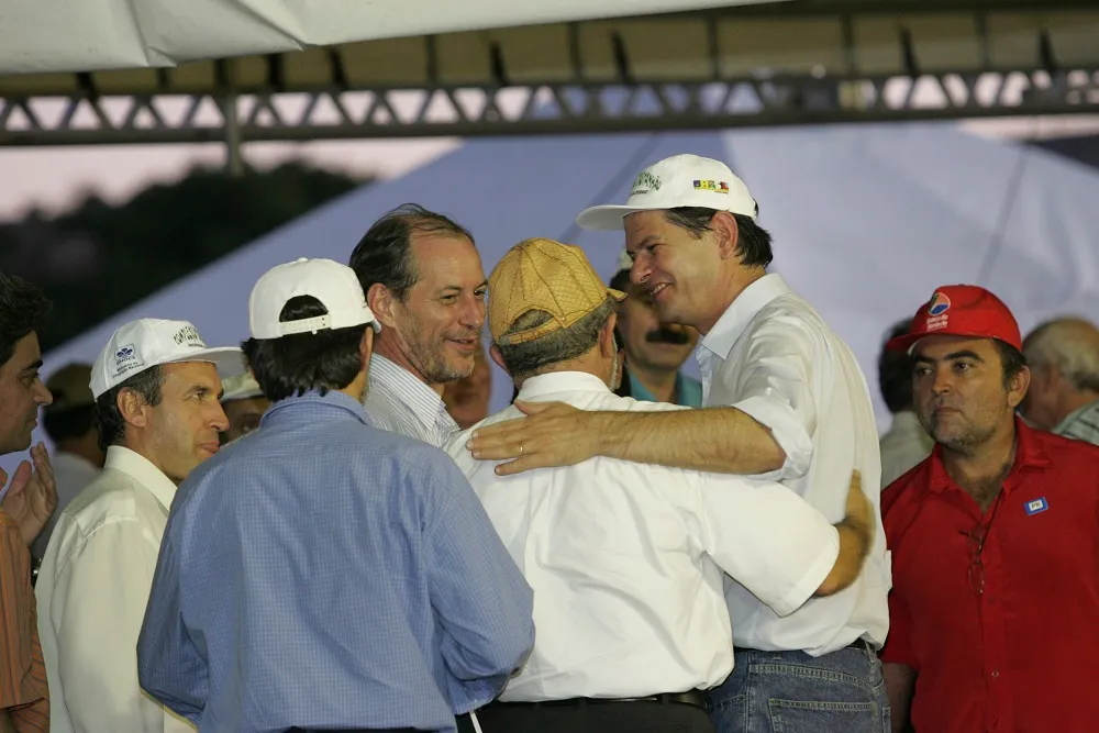 Lula, Ciro e Cid Gomes em visita às obras da transposição, em 2006