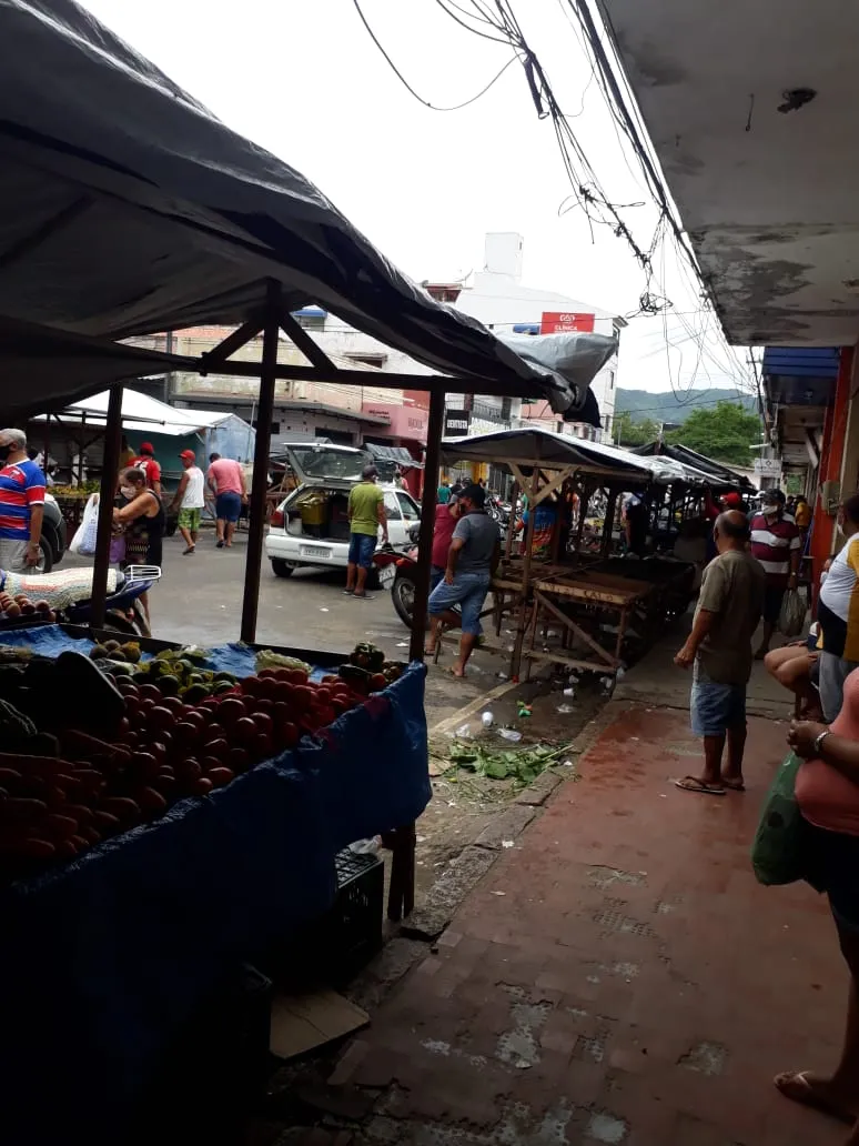 Centro de Itapajé, na Região Norte, registrou aglomeração de transeuntes