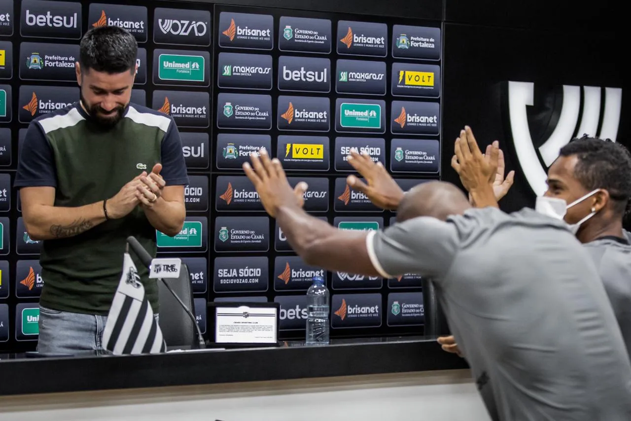 Ricardinho em sua despedida como jogador do Ceará