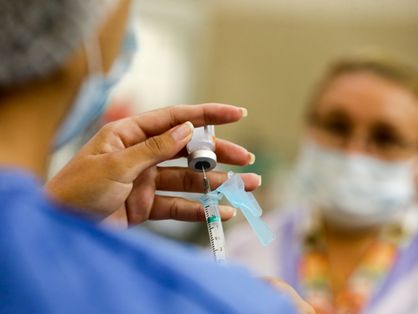 Vacinação contra a Covid-19, que avançará para a segunda fase em 56 municípios Ceará