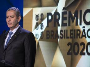 Rogério Caboclo, presidente da CBF, tenta encontrar saídas para não paralisação do futebol