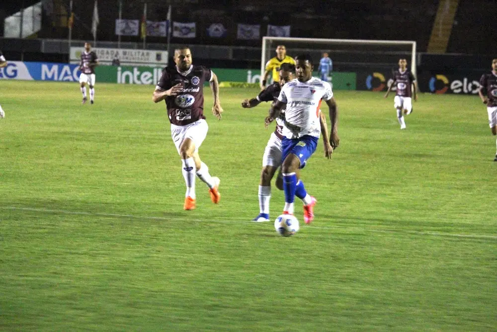 O Fortaleza teve poucas chances ofensivas contra o Caxias