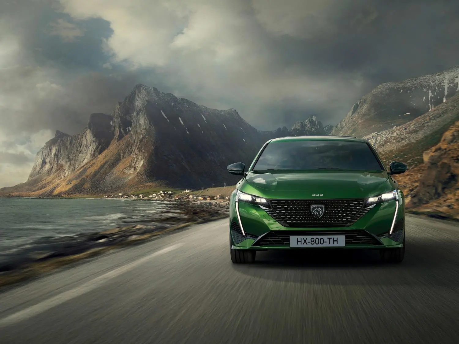 Imagem da notícia Nova geração do Peugeot 308 é mais espaçosa e tem versões com motor híbrido