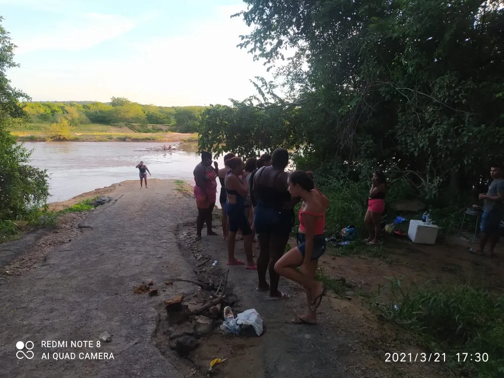 Moradores de Iguatu promoveram aglomeração em um sítio