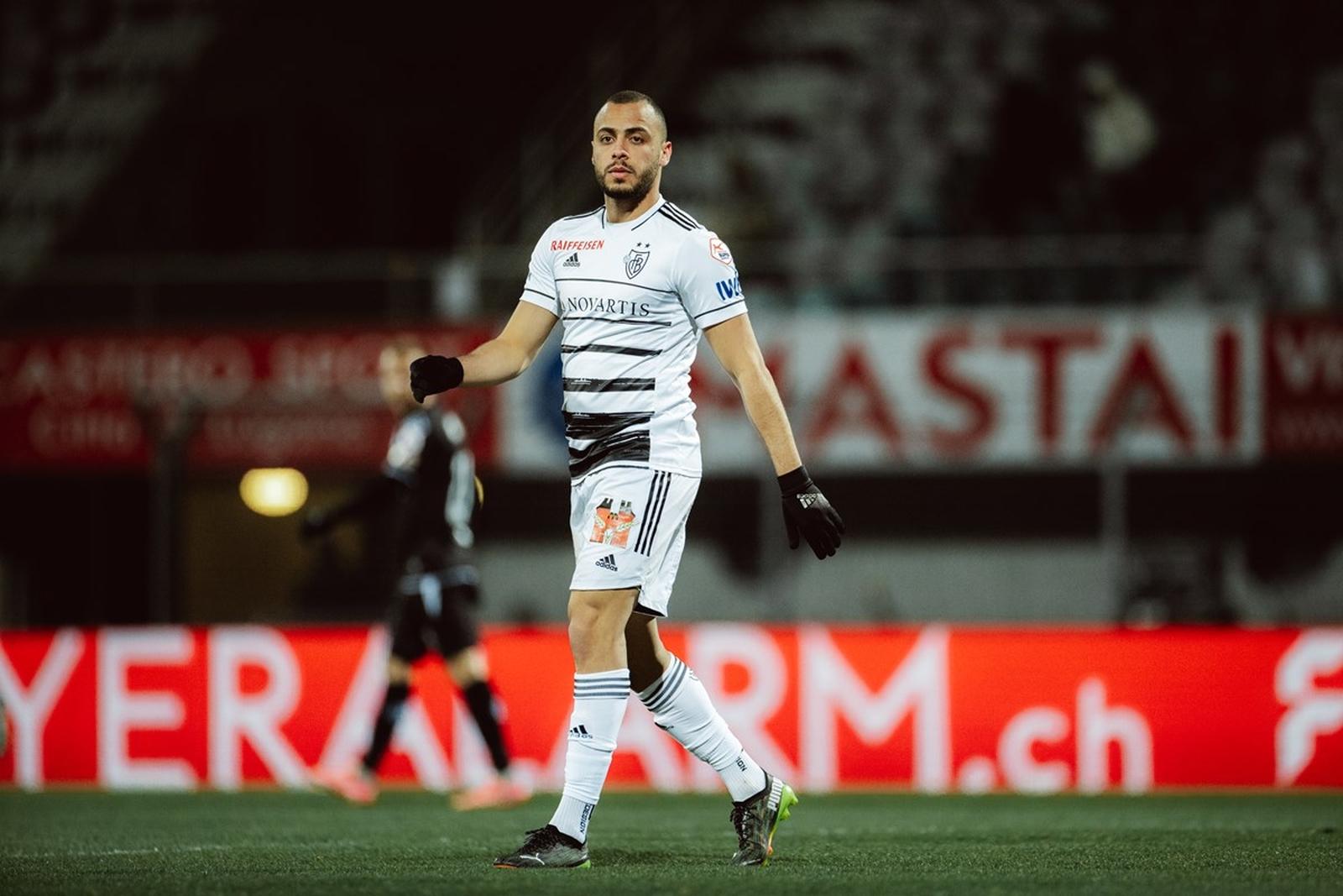 Arthur Cabral chega a 14 gols no 'Suição' e mira vaga nas ...