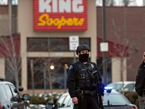 Tiros em supermercado deixam pelo menos 10 mortos no Colorado, nos Estados Unidos