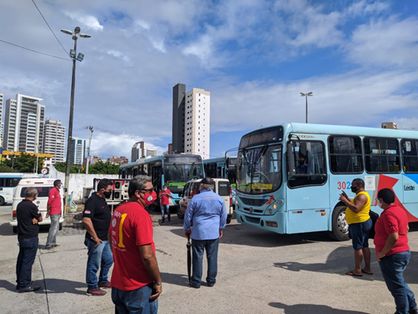 Manifestação no terminal do Papicu