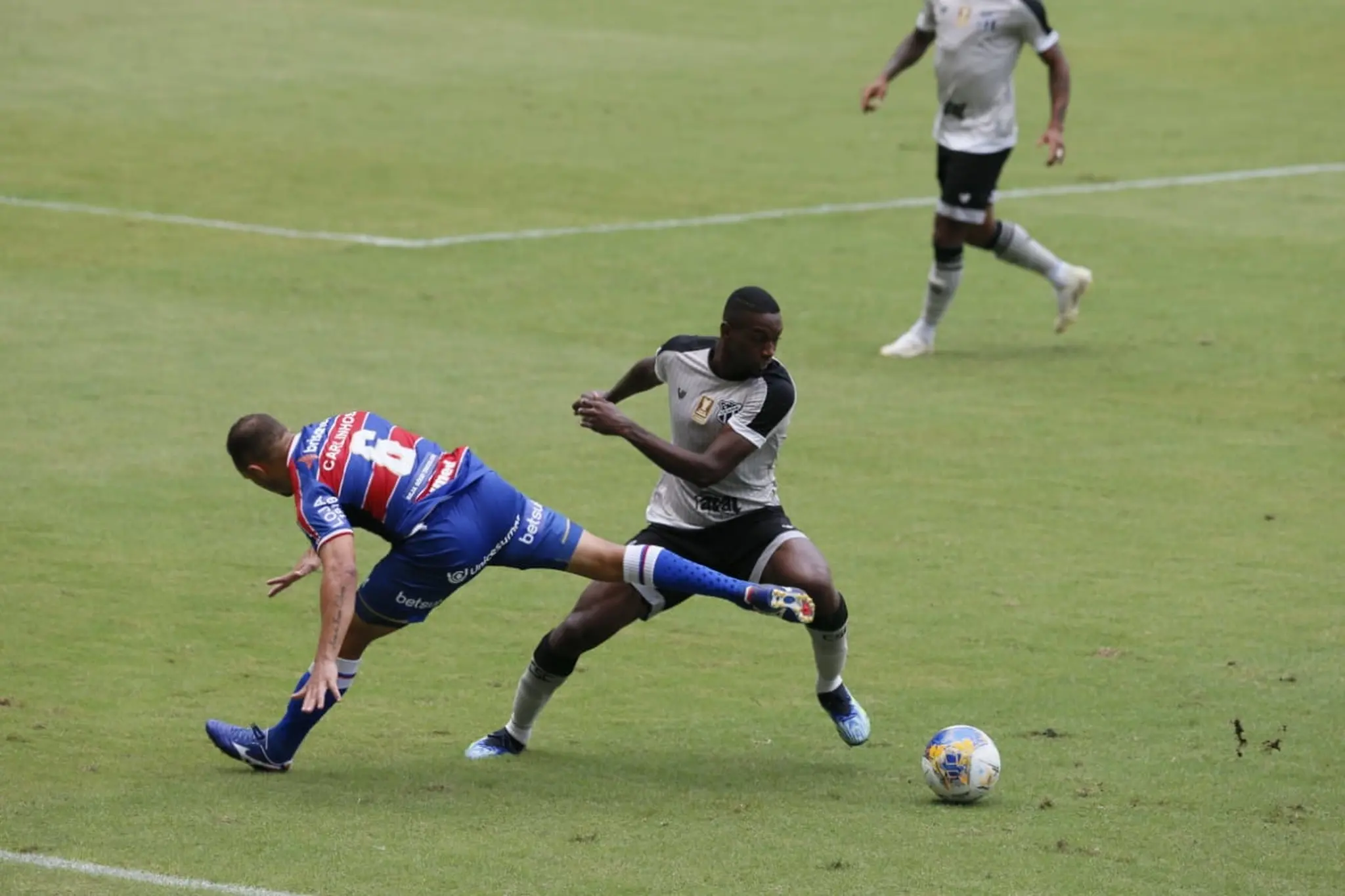 Ceará e Fortaleza se enfrentaram e empataram sem gols
