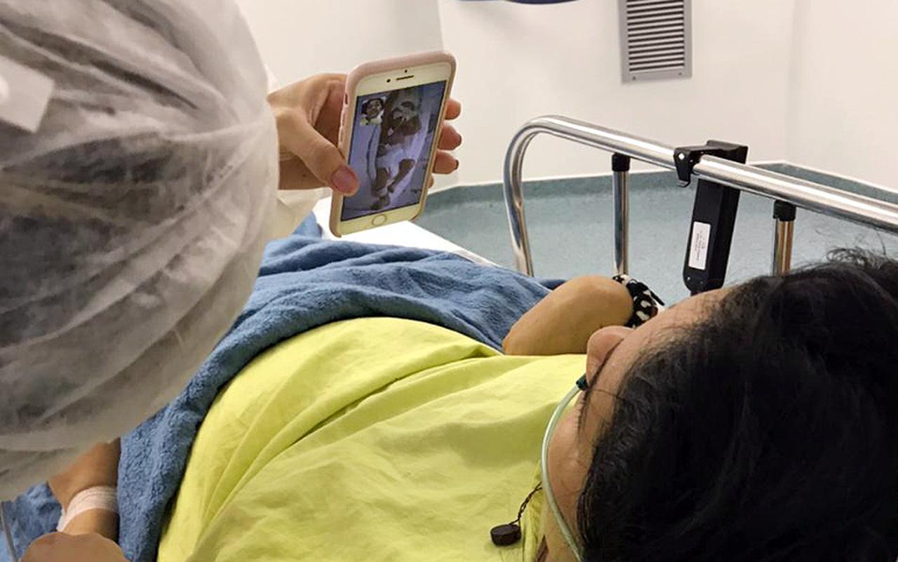 Videochamada uniu mãe e filho de forma virtual em leito de hospital