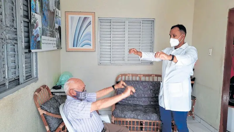 Fisioterapia com pacientes recuperados de Covid