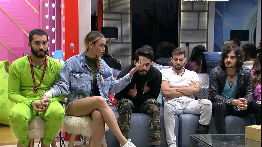 Sarah falando sobre voto na formação do novo paredão do bbb 21