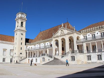 Fachada da Universidade de Coimbra