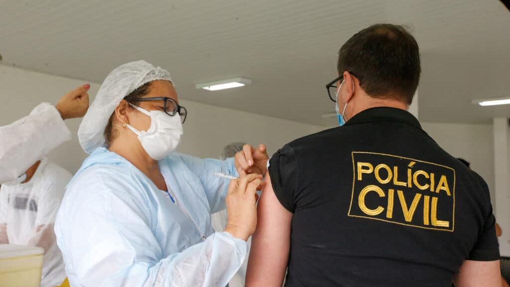 policial civil do pará é vacinado