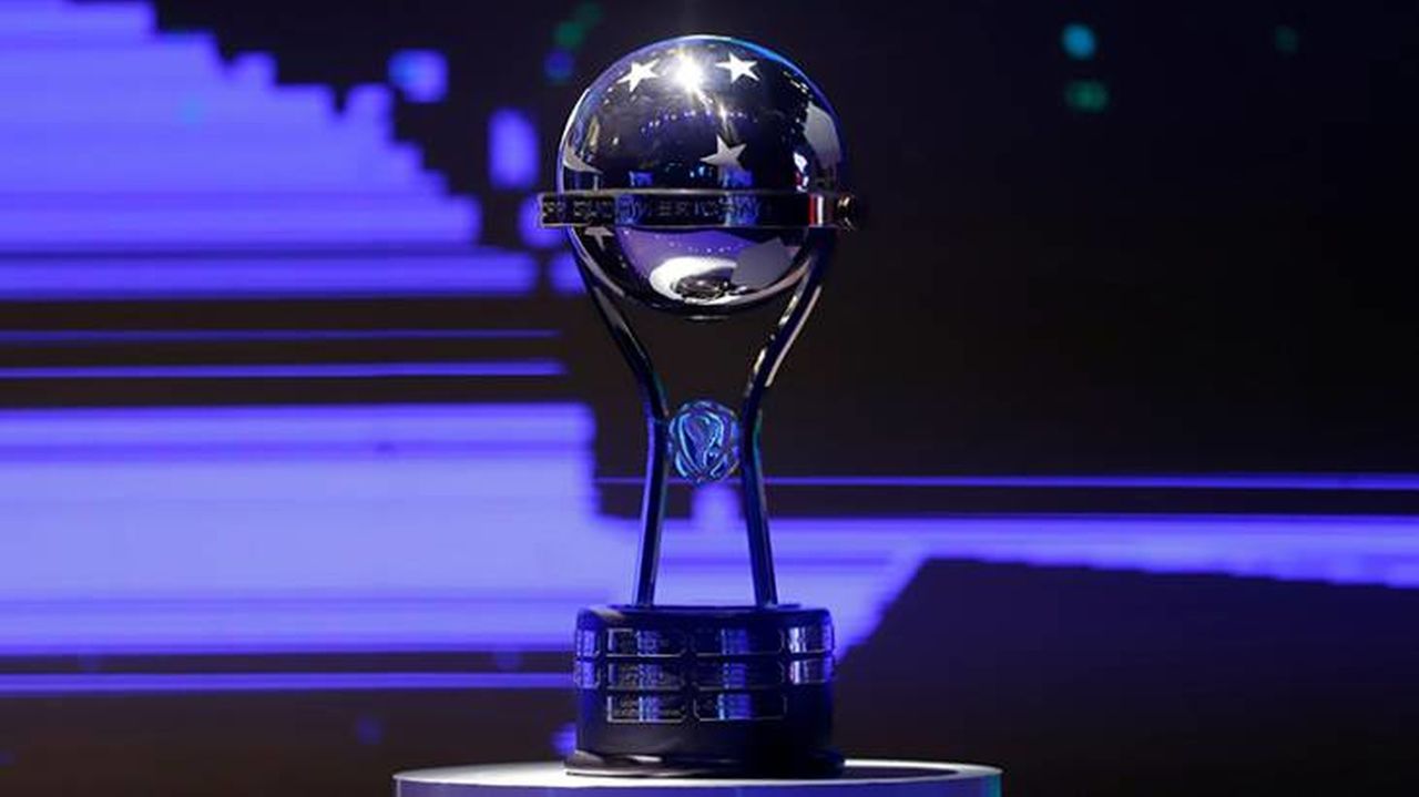 Copa Sul Americana Trofeu Recopa Sulamericana Santos Futebol Clube
