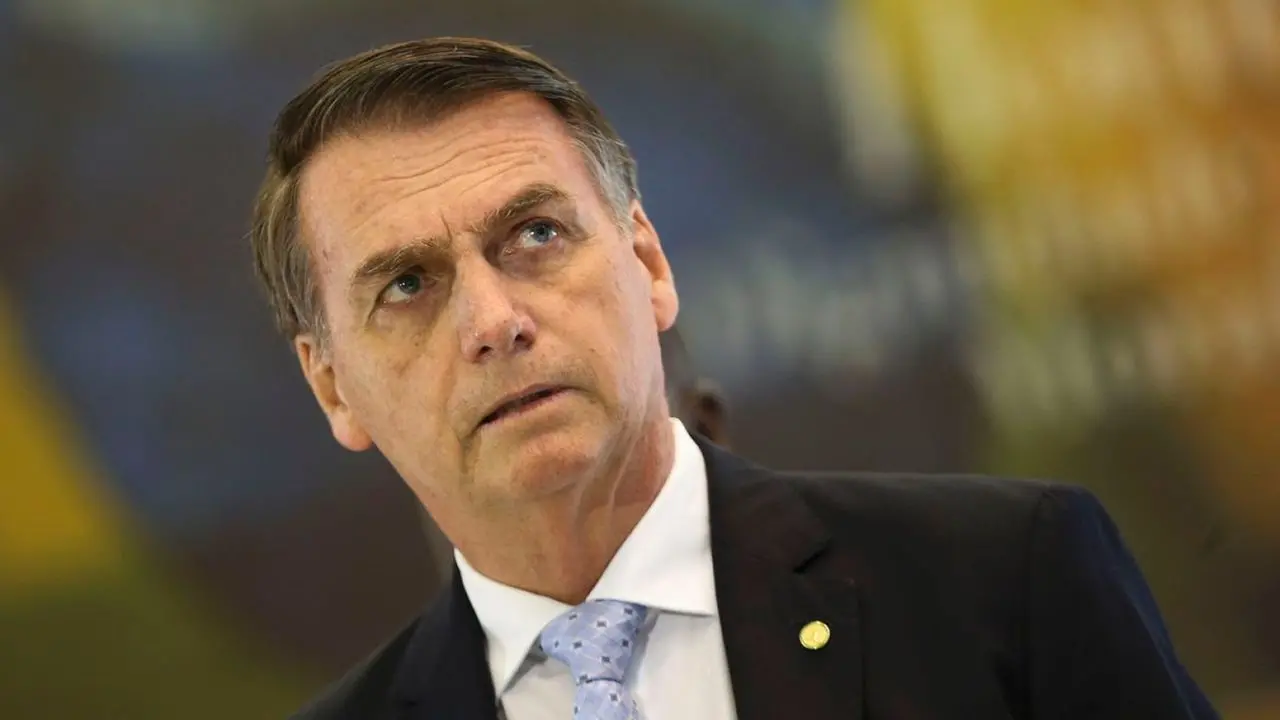 Bolsonaro sanciona lei