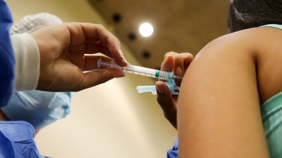 Vacinação de profissionais da saúde