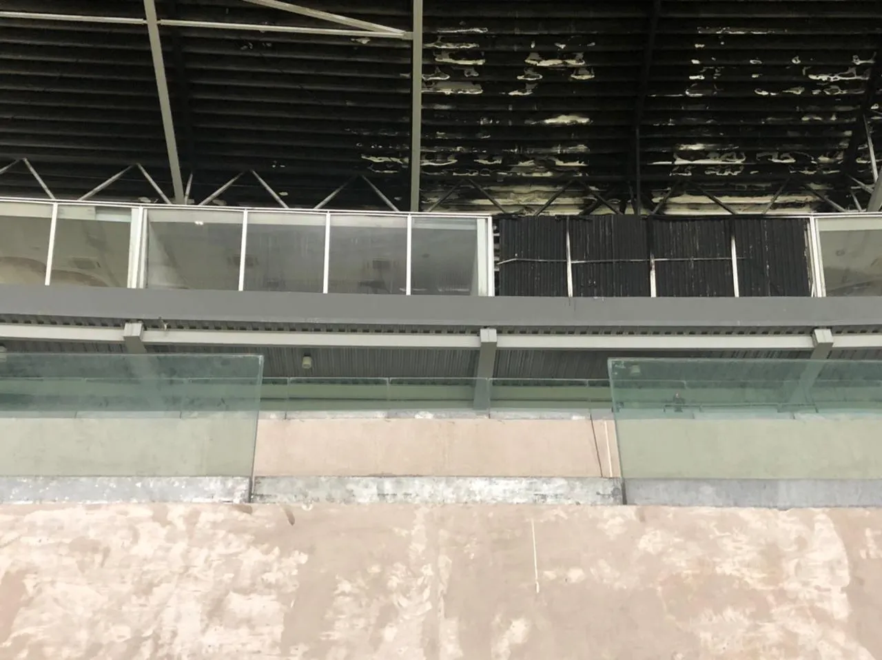 A Arena Castelão está sob cuidados do Governo do Estado e apresenta estruturas deterioradas