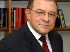 Ministro aposentado do STJ Paulo Medina