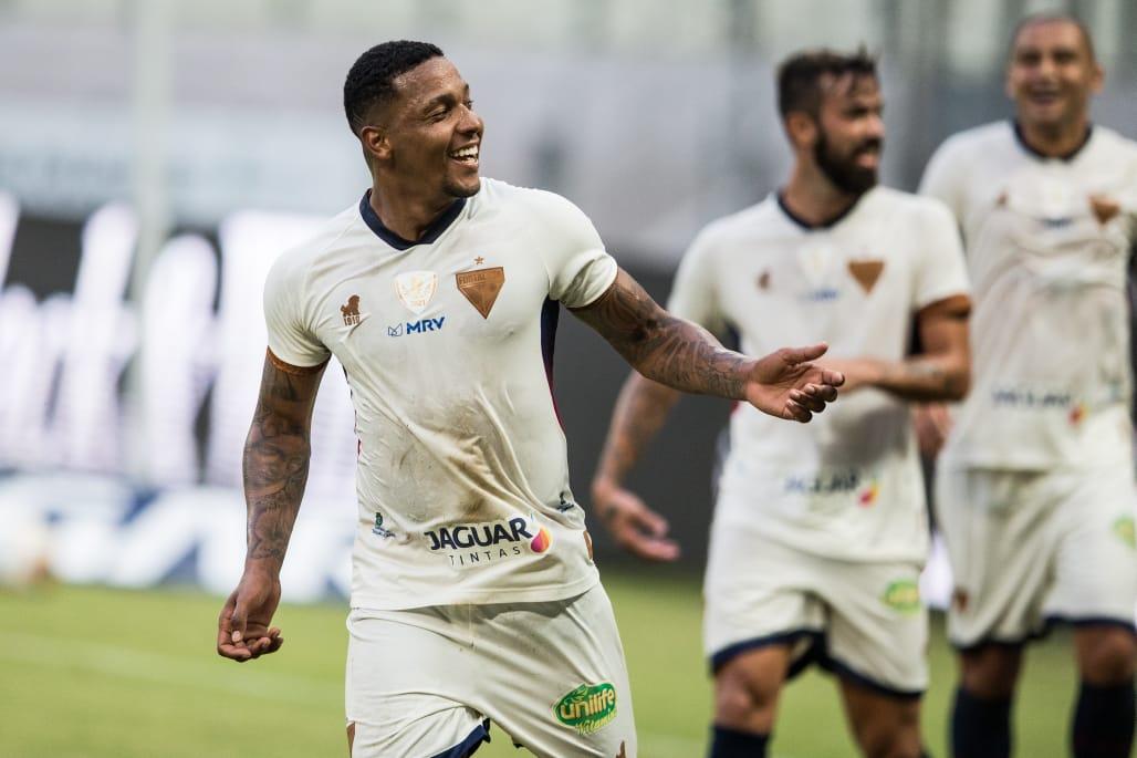 David comemora seu gol pelo Fortaleza contra o Bahia