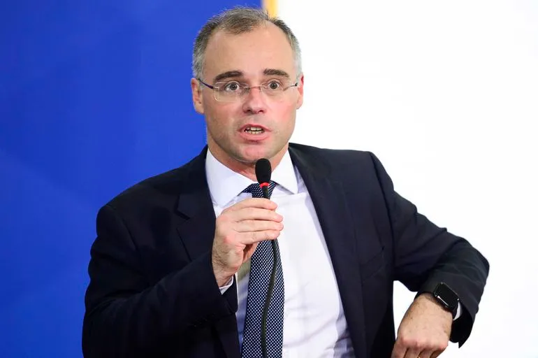 André Mendonça está de volta à Advocacia-Geral da União