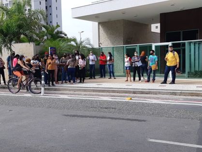Vítimas de golpe de emprego falso em Fortaleza