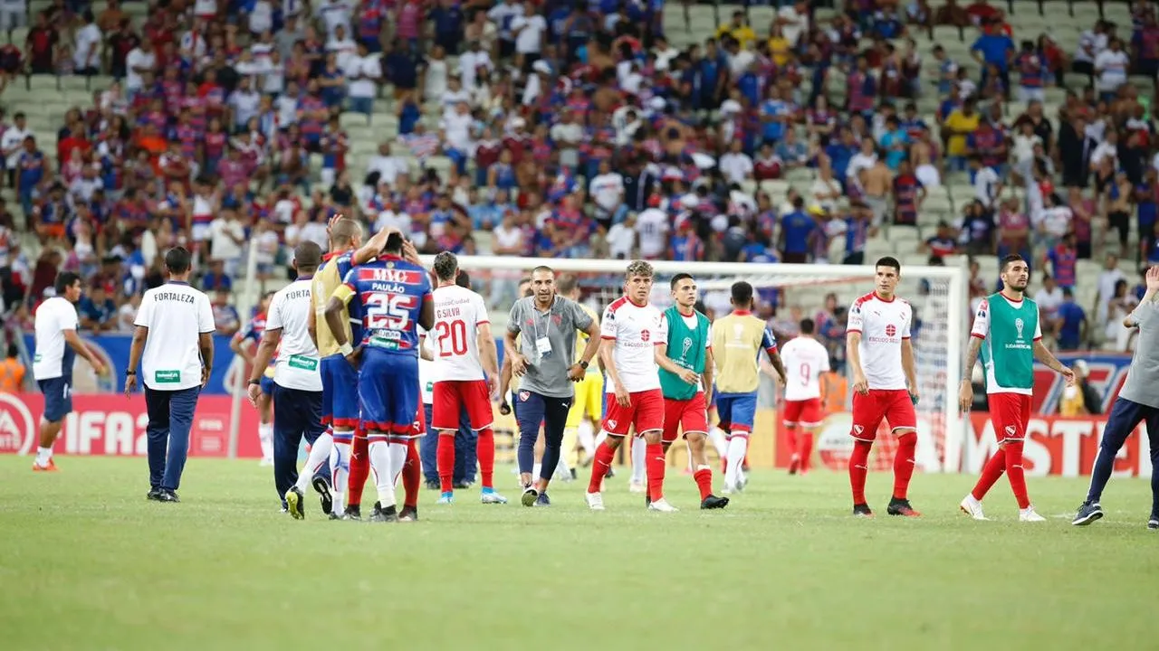 Ficou o sentimento de frustração do Fortaleza com a classificação do Independiente, na Arena Castelão, no fim do jogo
