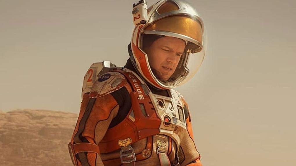 Matt Damon como protagonista do filme Perdido em Marte, que passa hoje no Cinema Especial