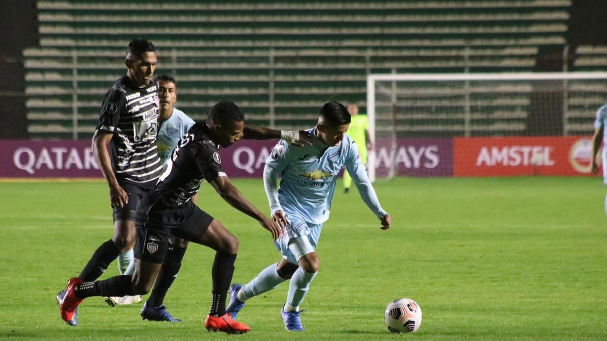 Bolívar vence Junior Barranquilla em casa e larga na frente por vaga na  fase de grupos da Libertadores, libertadores