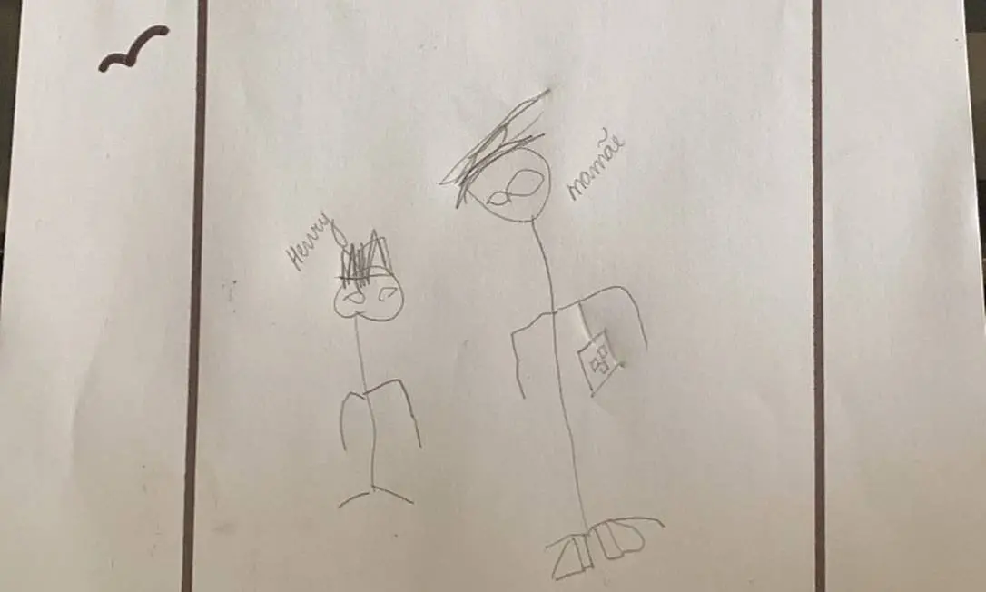 Desenho feito por Henry Borel da família. No rascunho ele representa ele e a mãe, Monique Medeiros
