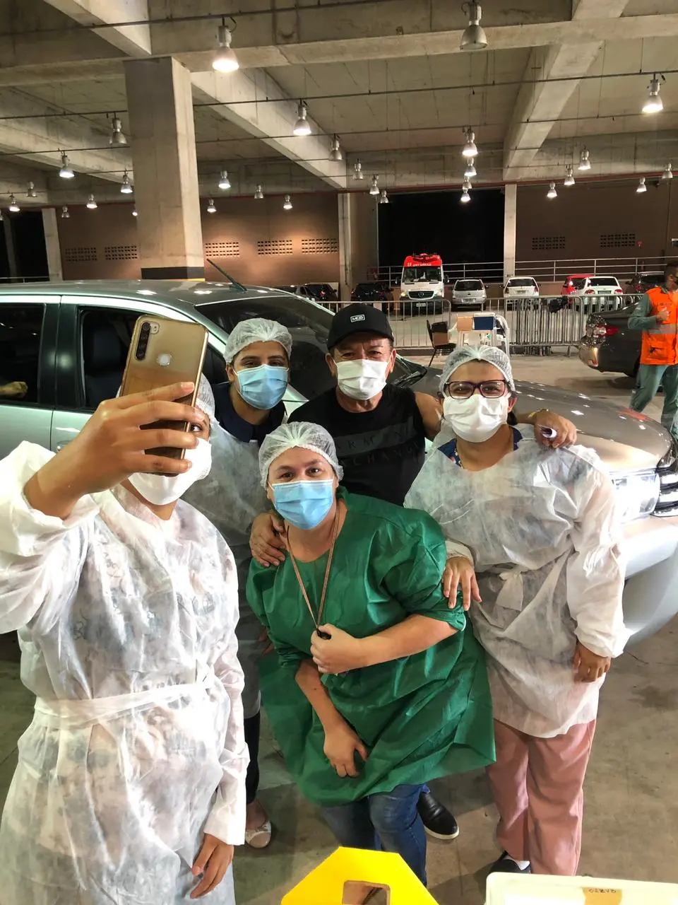 Toca do Vale tomou vacina no Centro de Eventos do Ceará