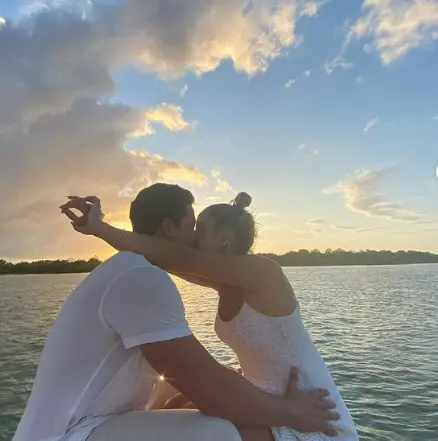Imagem da notícia: Thyane Dantas nega separação e crise no casamento com Wesley Safadão