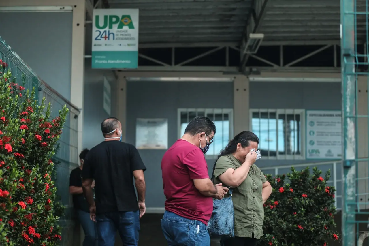 Só nos primeiros 14 dias de abril, 322 pessoas morreram por Covid-19 em UPAs do Ceará.