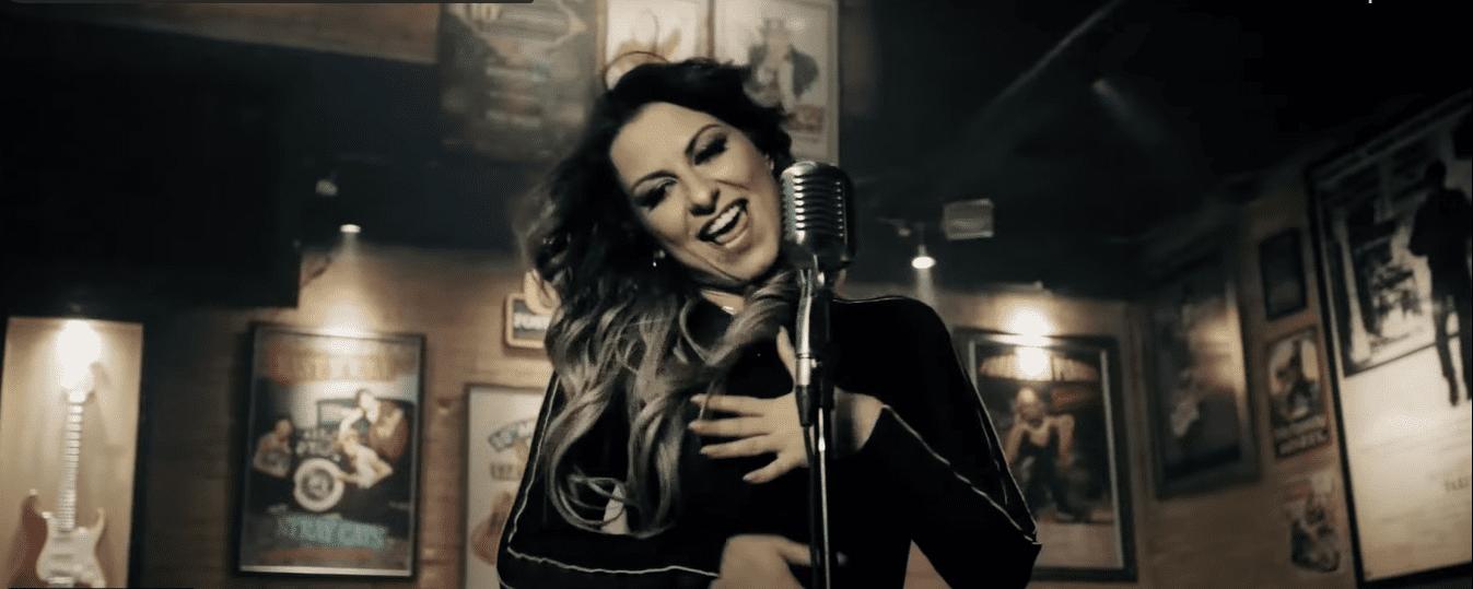 Cantora morta em Minas Gerais dividiu palco com Maiara e Maraisa e fez  sucesso com clipe no YouTube - É Hit - Diário do Nordeste