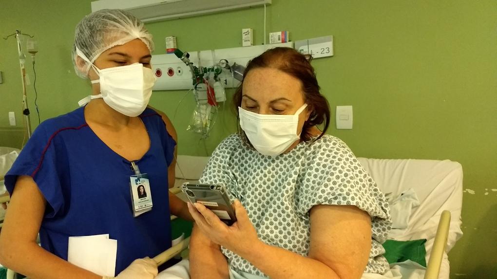 Hospitais têm usado da tecnologia para amenizar angústias e saudades