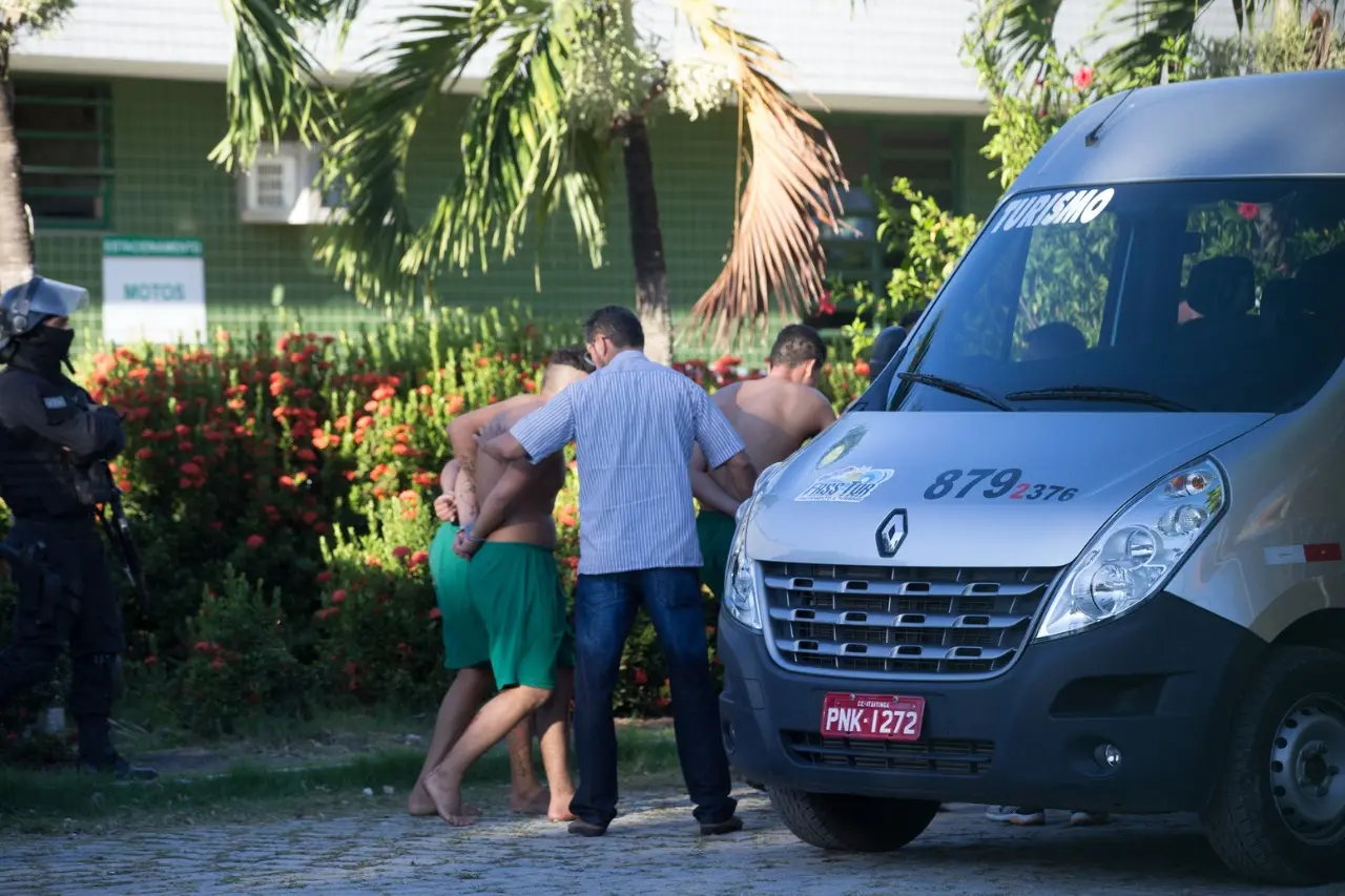 rebeliao crime cecal