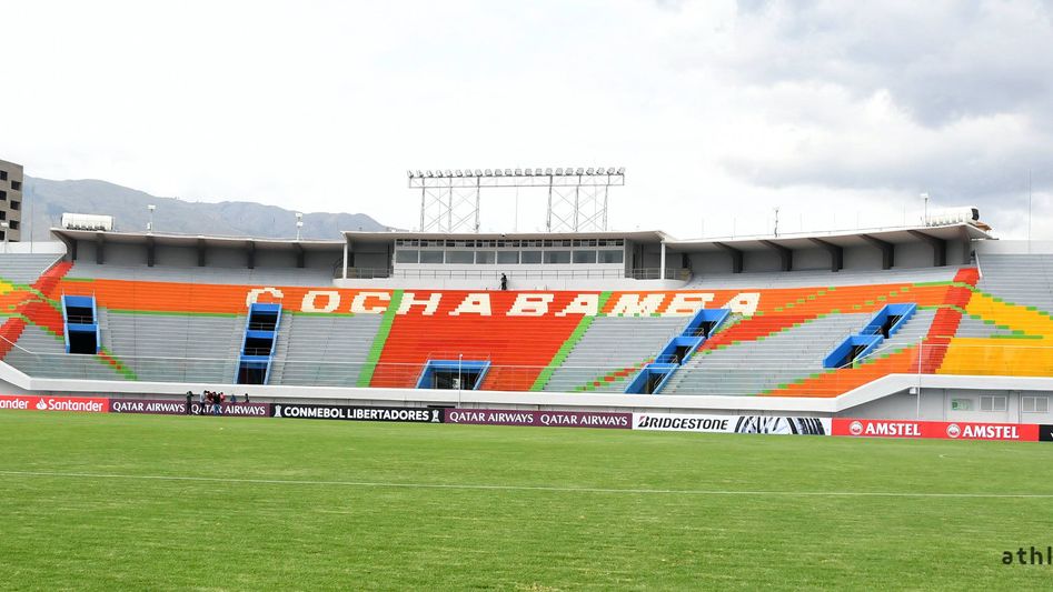 Imagem aberta do estádio Félix Capriles