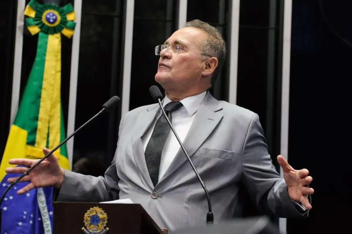 Senador Renan Calheiros durante sessão no Senado Federal