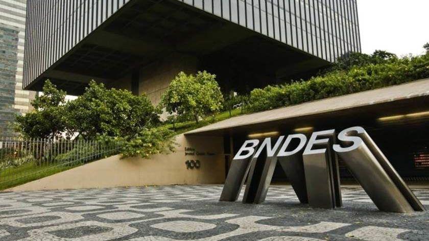 BNDES suspende cobrança de financiamentos por pequenas empresas por seis  meses - Negócios - Diário do Nordeste