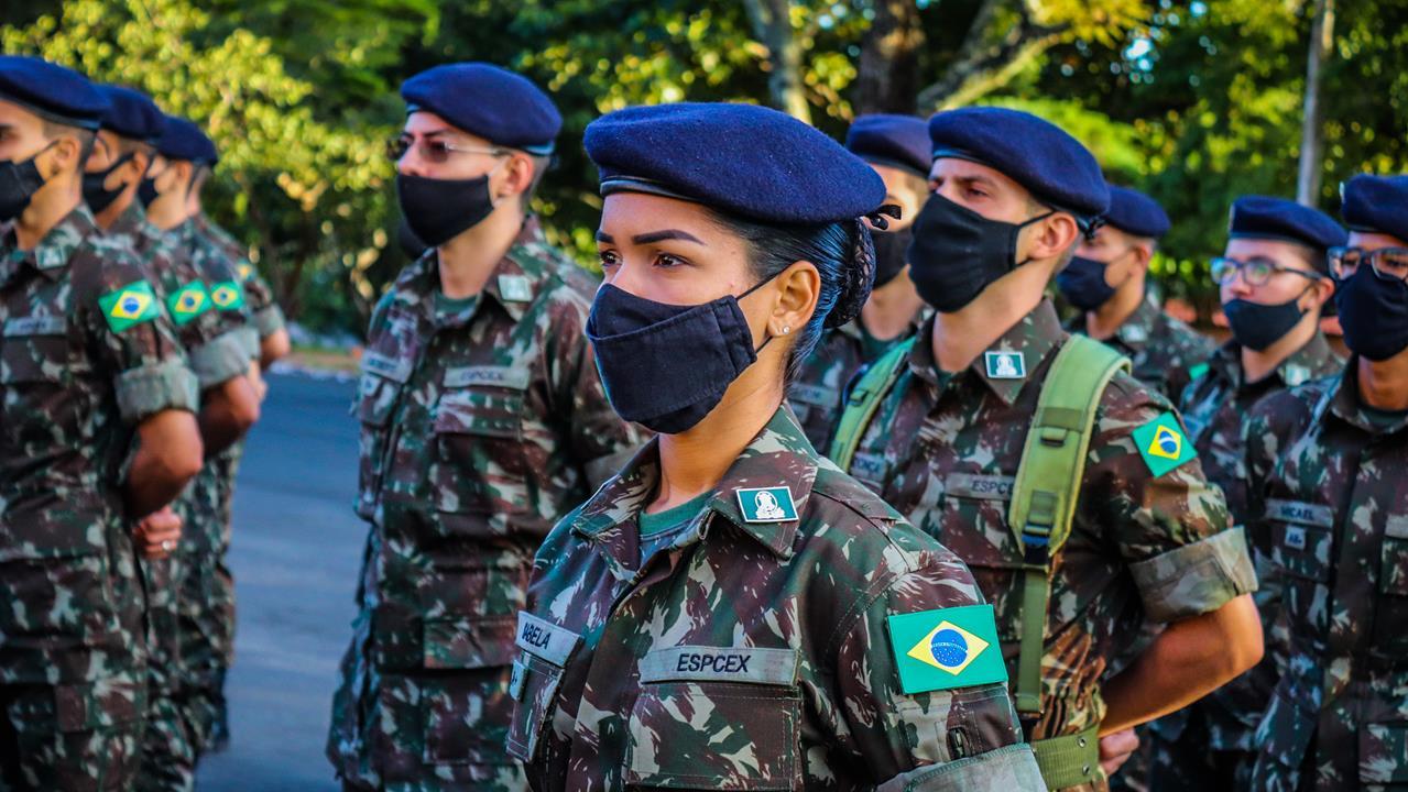 Exército Brasileiro - Estão abertas as inscrições para o concurso de  admissão à Escola Preparatória de Cadetes do Exército (EsPCEx):  bit.ly/ConcursoEsPCEx2020 #ConcursoEsPCEx #SejaOficialdoExército