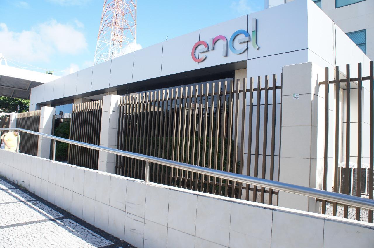 Enel Brasil anuncia venda da empresa no Ceará para reduzir dívida