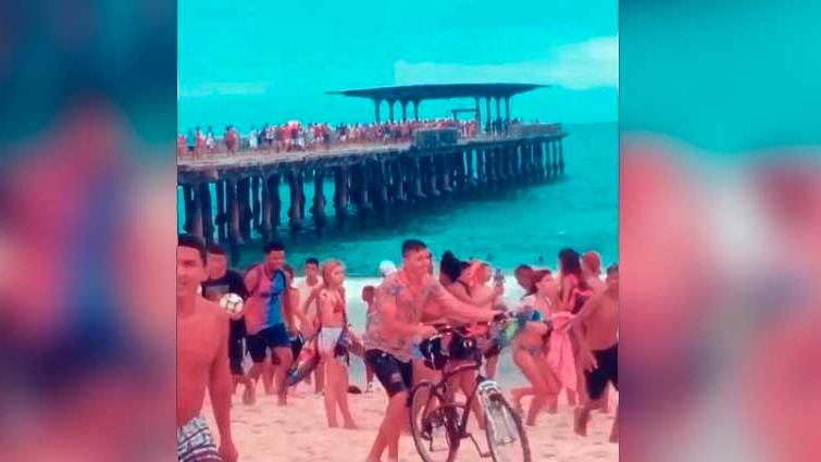 Print de vídeo que mostra aglomeração na Praia de Iracema