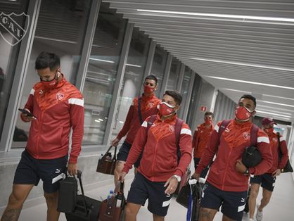 Jogadores do Independiente presos no Aeroporto de Salvador