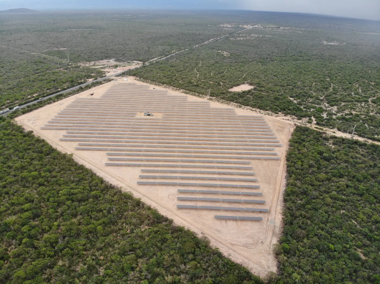 Empresa cearense Servtec possui atuação em geração de energia solar por Geração Distribuída e Centralizada.