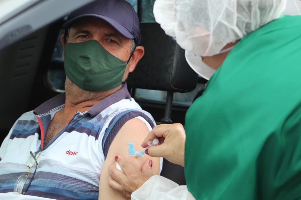 Ao todo, 4,4 mil pessoas já receberam as duas doses de vacinas contra a Covid-19 em Monsenhor Tabosa, no sertão de Crateús.