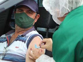 Ao todo, 4,4 mil pessoas já receberam as duas doses de vacinas contra a Covid-19 em Monsenhor Tabosa, no sertão de Crateús.