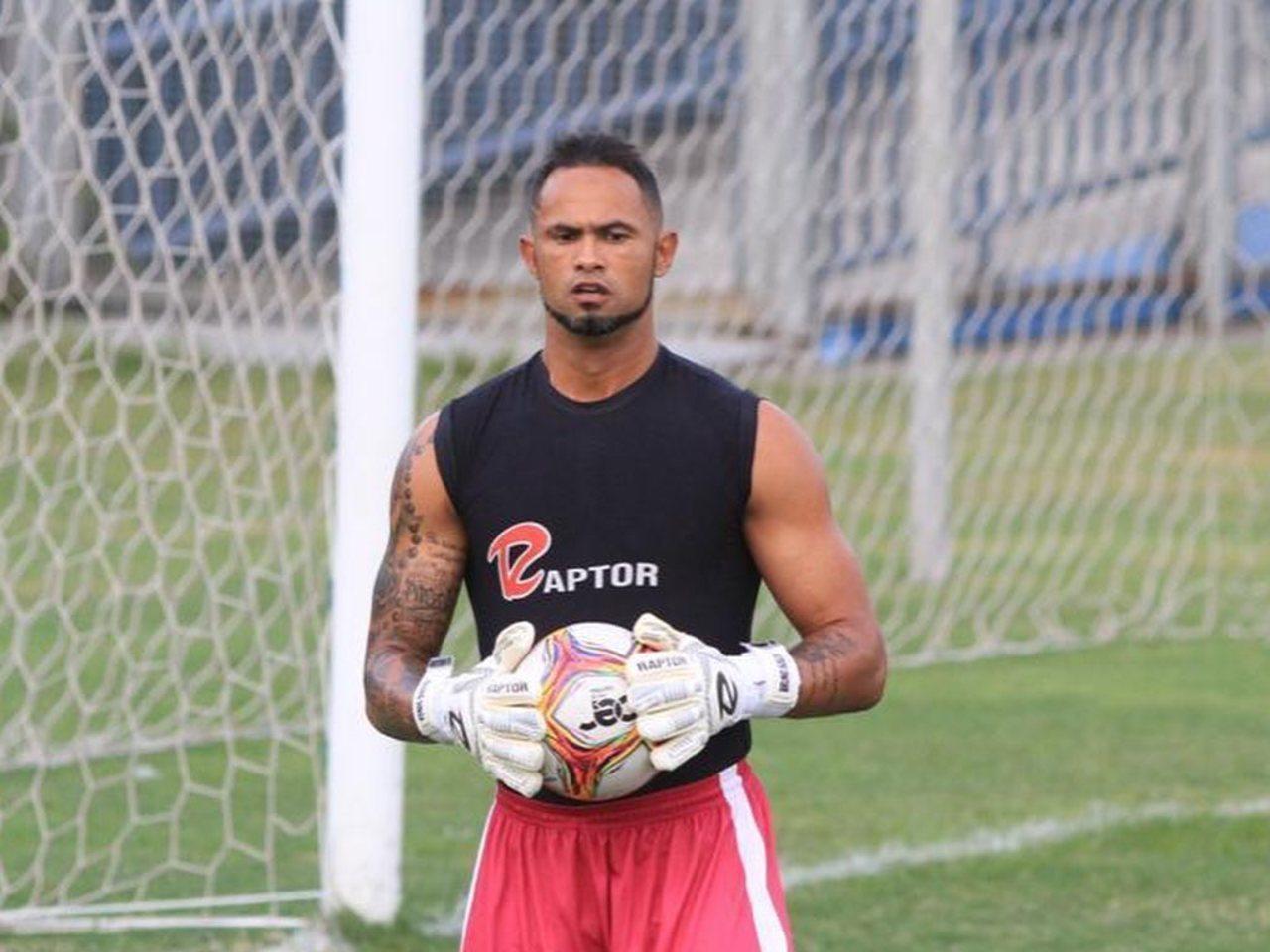 Defesa do ex-goleiro Bruno entra com pedido de liberdade condicional - Jogada - Diário do Nordeste
